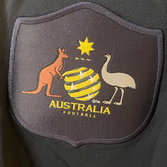 Nike dri-fit authentic men’s Australia Socceroos jersey - Picture 3 of 6